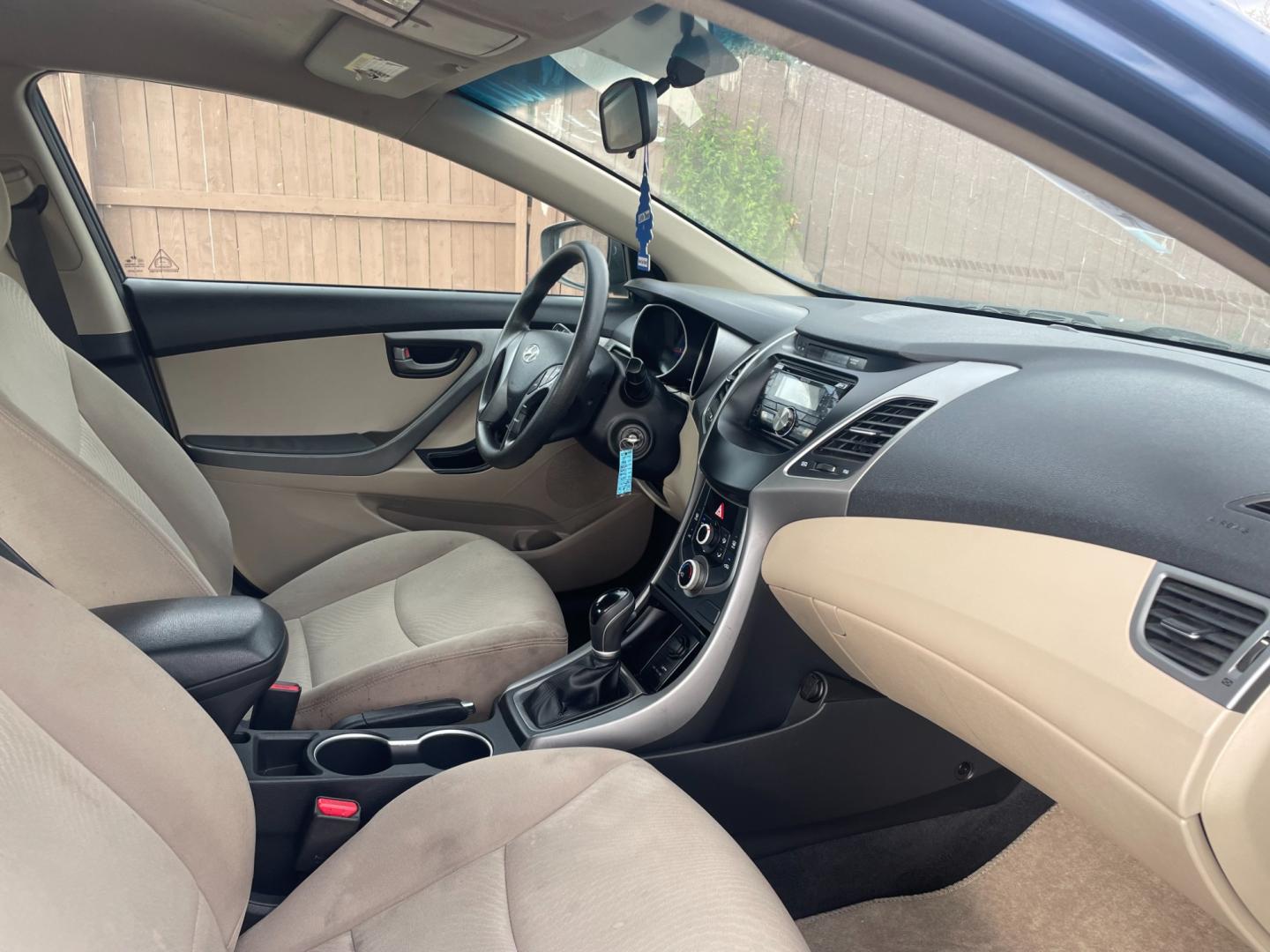 2016 Hyundai Elantra Limited (KMHDH4AE2GU) with an 1.8L L4 DOHC 16V engine, 6-Speed Automatic transmission, located at 16710 Clay Rd., Houston, TX, 77084, (281) 859-7900, 29.834864, -95.656166 - Photo#6