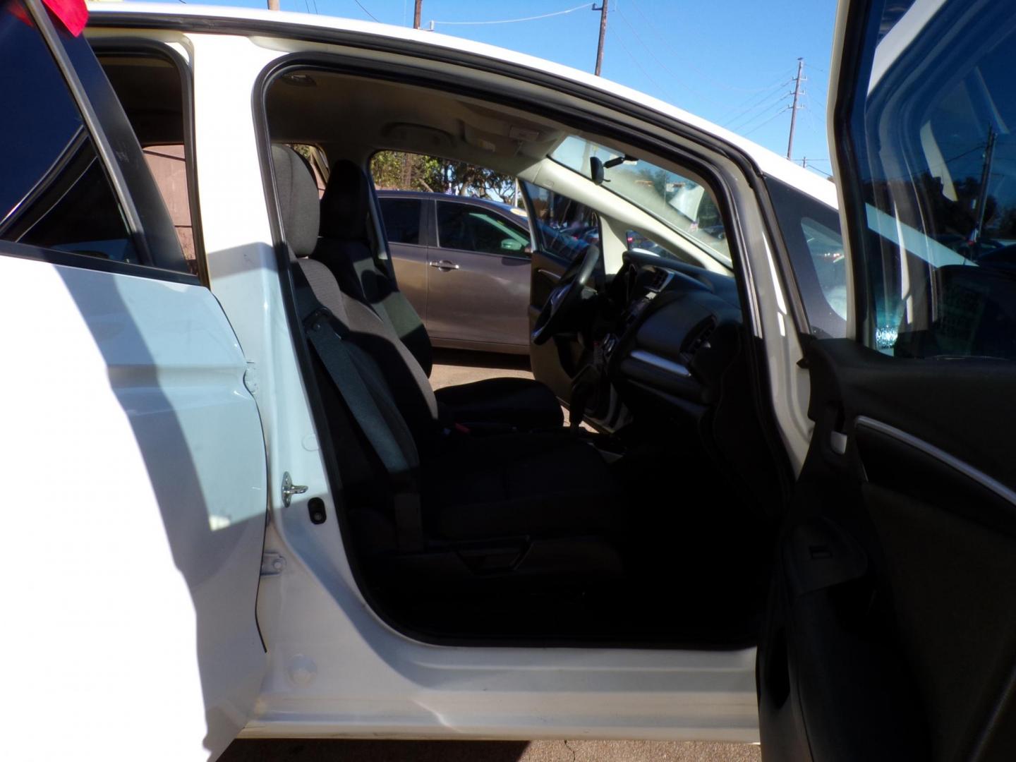 2019 White /Gray Honda Fit LX CVT (3HGGK5H47KM) with an 1.5L L4 SOHC 16V engine, CVT transmission, located at 16710 Clay Rd., Houston, TX, 77084, (281) 859-7900, 29.834864, -95.656166 - Photo#10