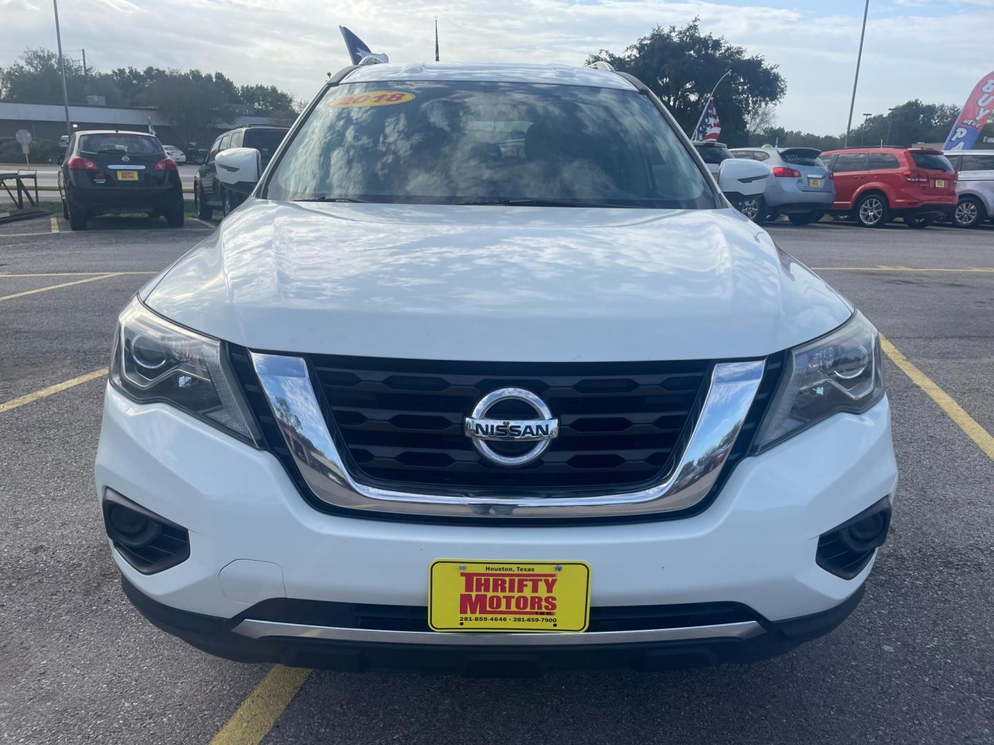 2018 Nissan , located at 16710 Clay Rd., Houston, TX, 77084, (281) 859-7900, 29.834864, -95.656166 - Photo#2