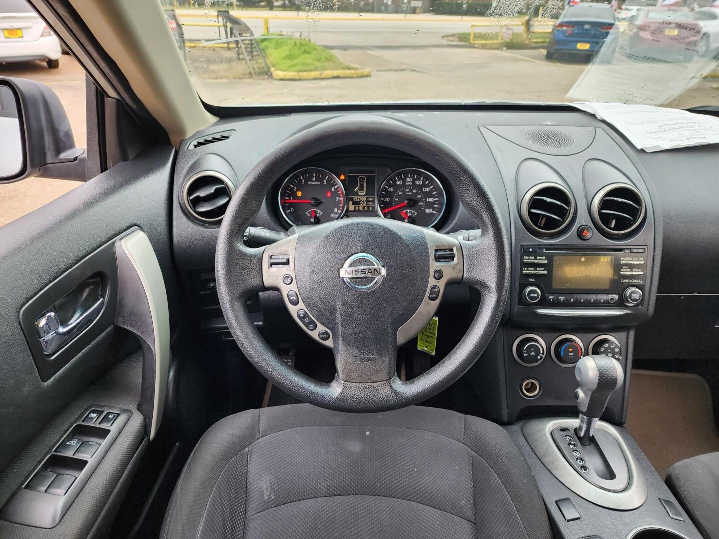 2014 Silver /Gray Nissan Rogue (JN8AS5MT4EW) , located at 16710 Clay Rd., Houston, TX, 77084, (281) 859-7900, 29.834864, -95.656166 - Photo#8