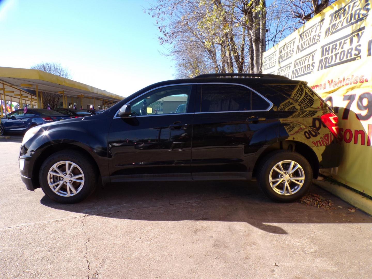 2017 Gray /Gray Chevrolet Equinox (2GNALCEK3H1) , located at 16710 Clay Rd., Houston, TX, 77084, (281) 859-7900, 29.834864, -95.656166 - Photo#4